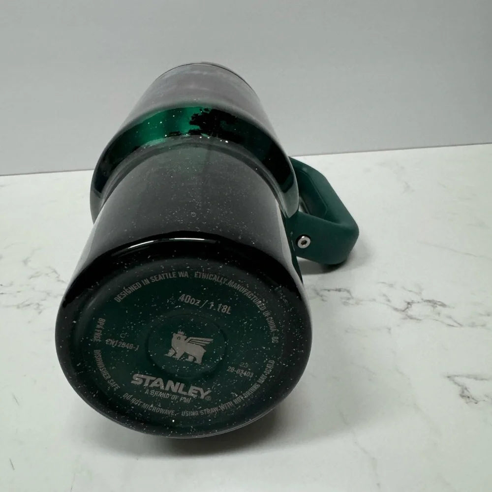 NWOT Stanley Custom Northern Lights 40oz - Picture 3 of 3